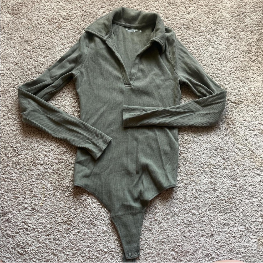 Abercrombie & Fitch Sage Long Sleeve Bodysuit NWOT